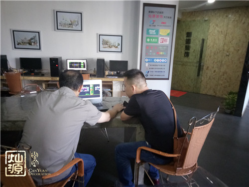 南寧辦公室裝修設計業主看方案