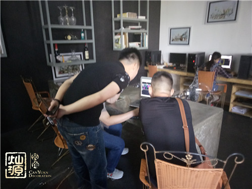 南寧辦公室裝修設計看方案