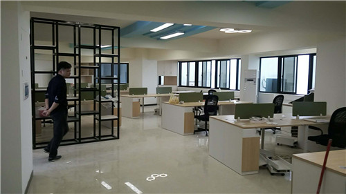 辦公室裝修之辦公區整體布局效果