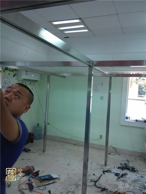 南寧辦公室裝修-玻璃隔斷安裝 南寧辦公室裝修-玻璃隔斷安裝