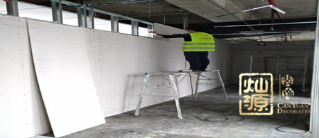 工程進行時!港龍航空辦公室裝修通過“放線”細節看