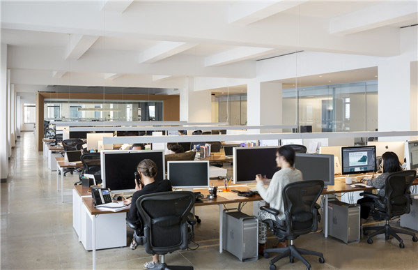 資深南寧裝修公司解析開(kāi)放式裝修辦公空間對(duì)企業(yè)有哪些好處
