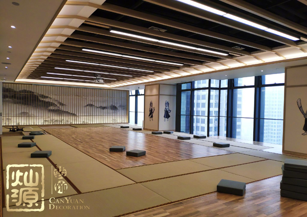 斗魚官方微博已po圖證明新公司內空無一人