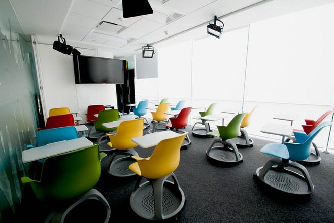 南寧辦公室室內(nèi)裝修設計，不止是人性化還有個性化