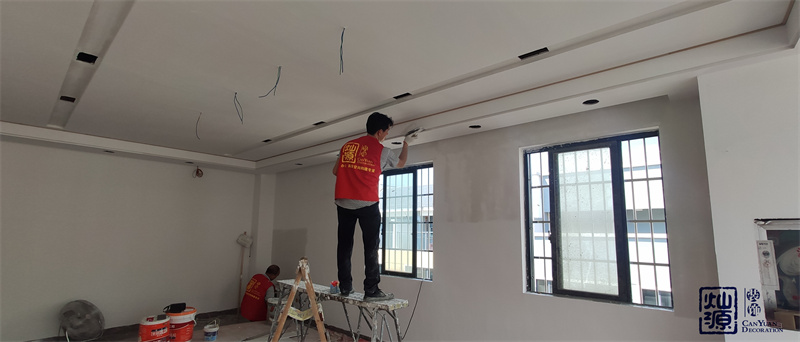 跟我一樣想創(chuàng)業(yè)開個小公司的，辦公室裝修公司你們都是怎么選的??？